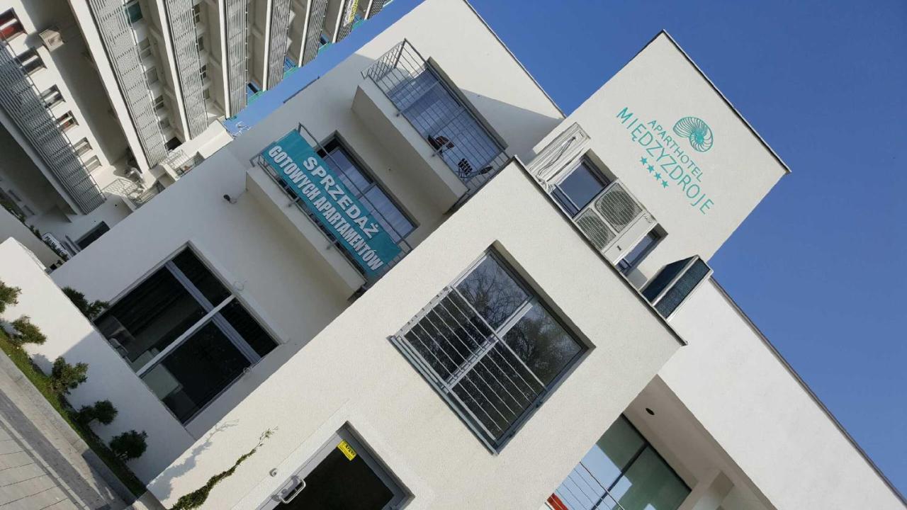 Aparthotel Przy Plazy Miedzyzdroje Exterior foto